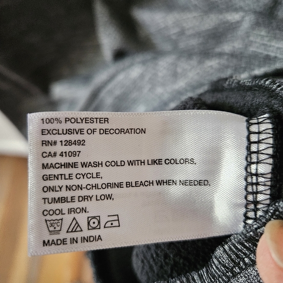 Greg Norman Collection Charcoal Zip-Up Sweater - Picture 6 of 6